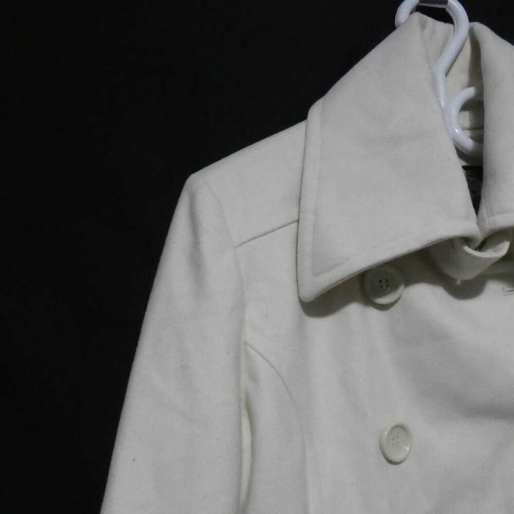 ESPRIT | large | Ivory Pea Coat | Dry Clean Only - Picture 3 of 15